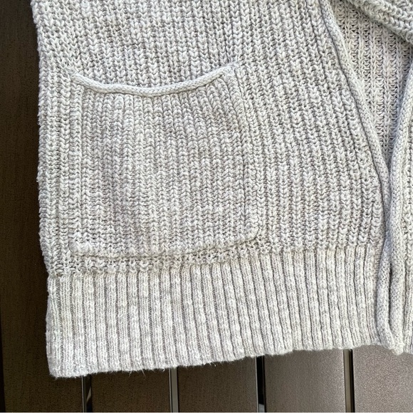 MOSSIMO SUPPLY CO. KNIT CARDIGAN!! - Picture 4 of 8